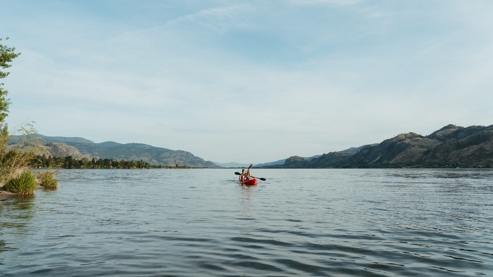 Kayak and paddleboard rentals on Osoyoos Lake, BC